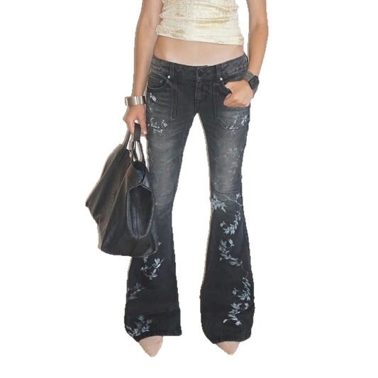 Vintage printed millennium style low waist slim fit jeans